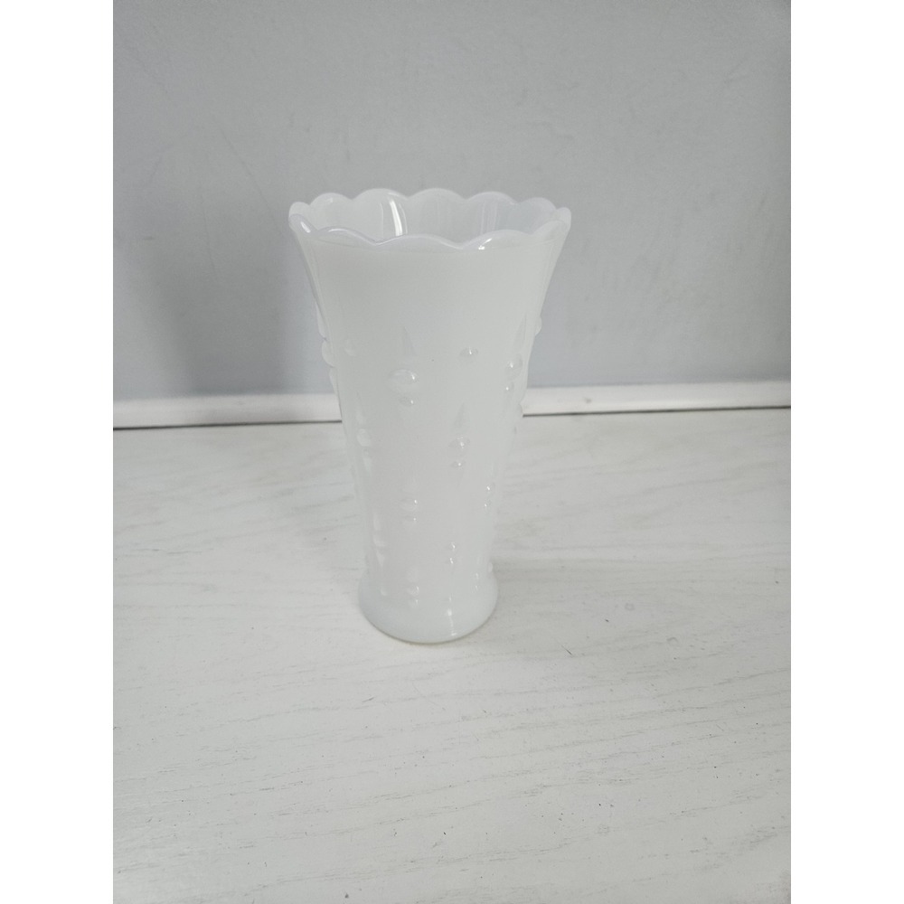 White Milk Glass Vase Teardrop and Pearls‎ Scalloped Edge Flared 7.25" Vintage